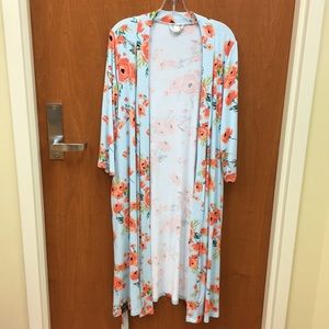 Lightweight Floral Bathrobe with belt and pockets
